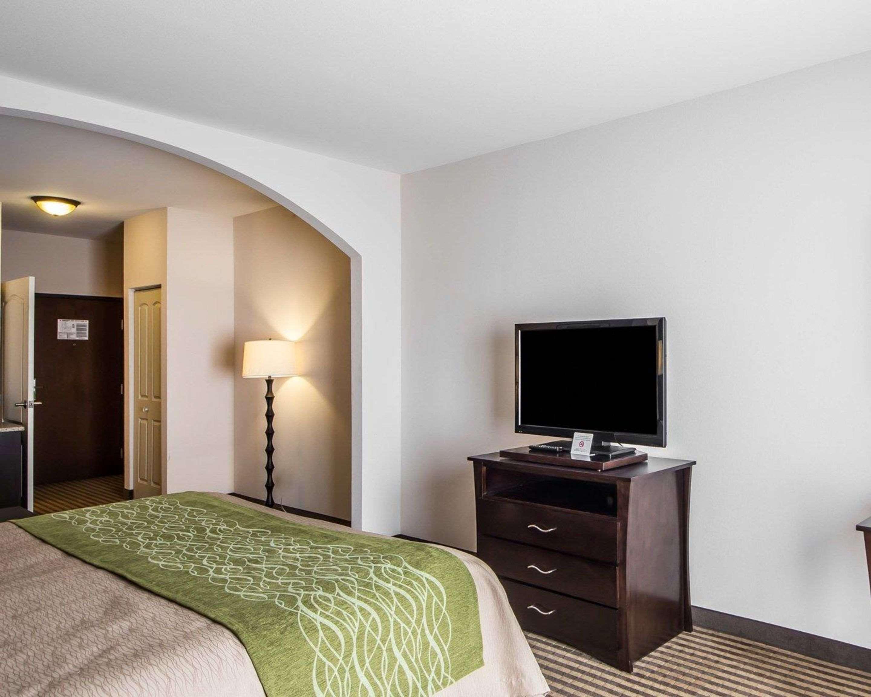 Comfort Inn & Suites Alva Buitenkant foto