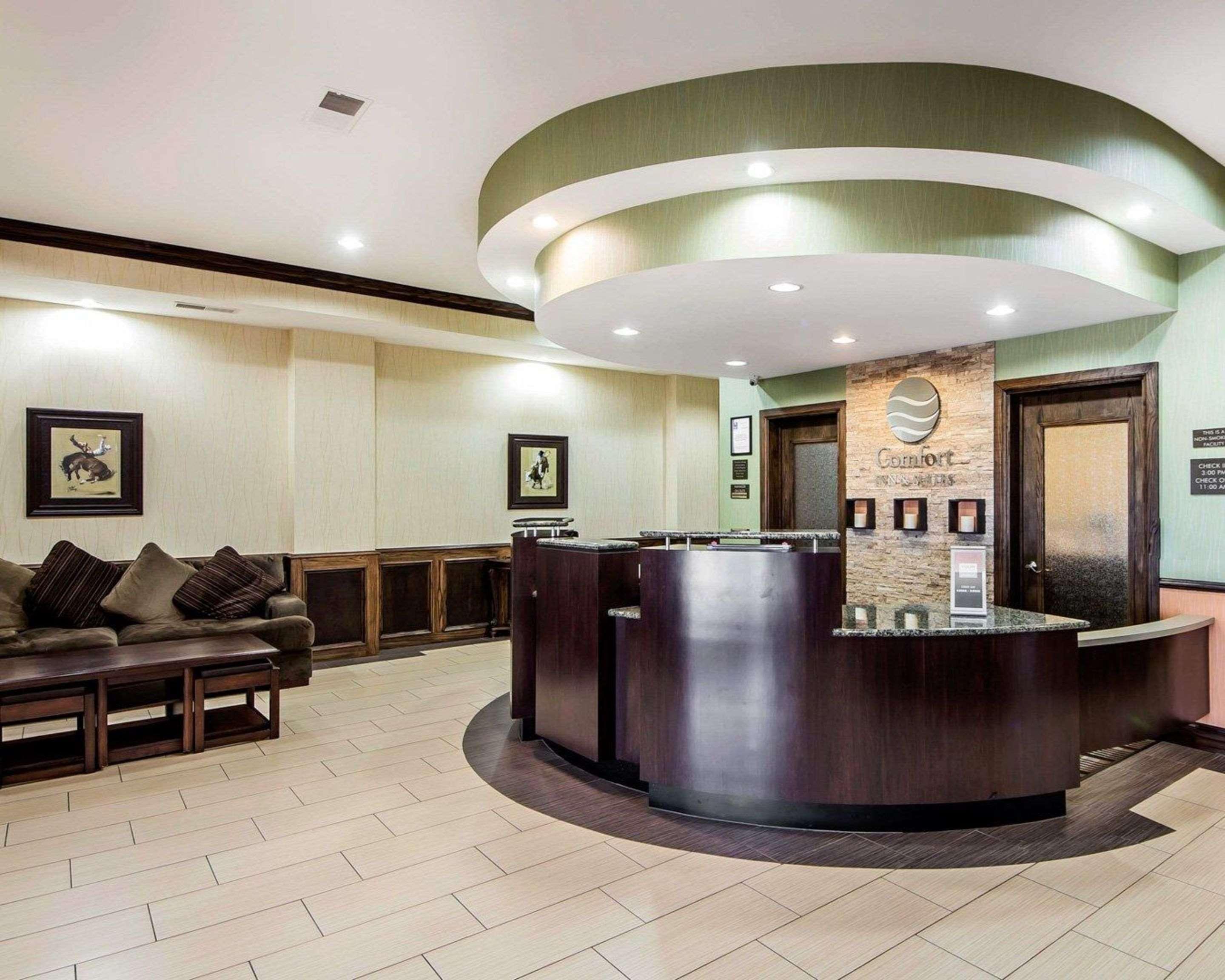 Comfort Inn & Suites Alva Buitenkant foto