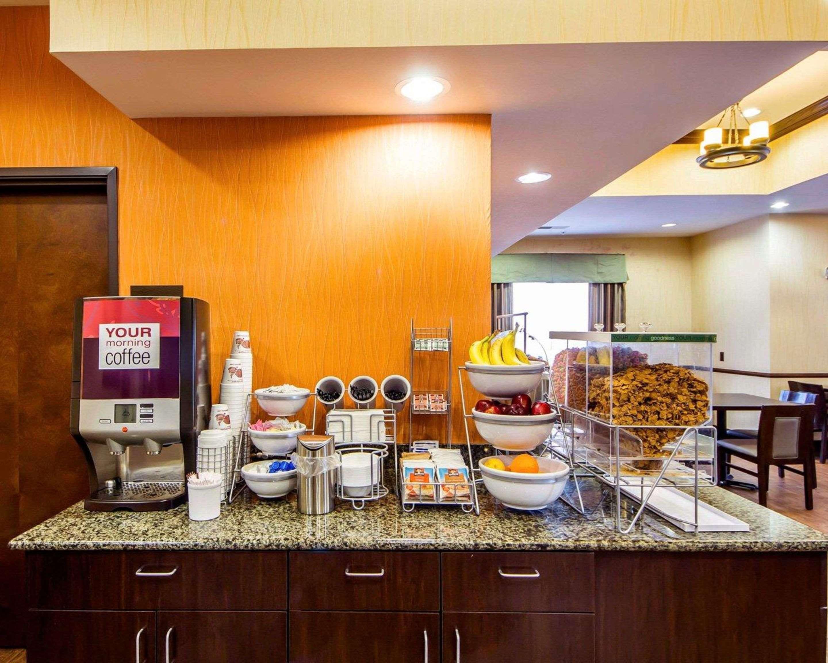 Comfort Inn & Suites Alva Buitenkant foto