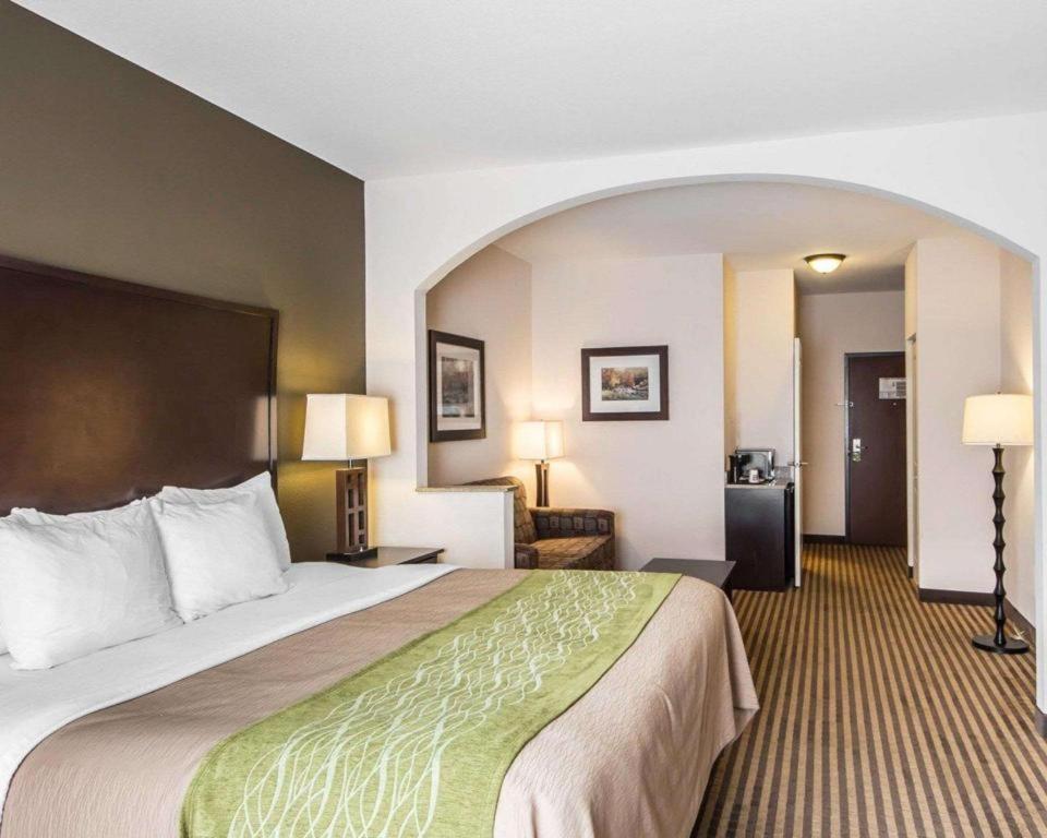 Comfort Inn & Suites Alva Buitenkant foto