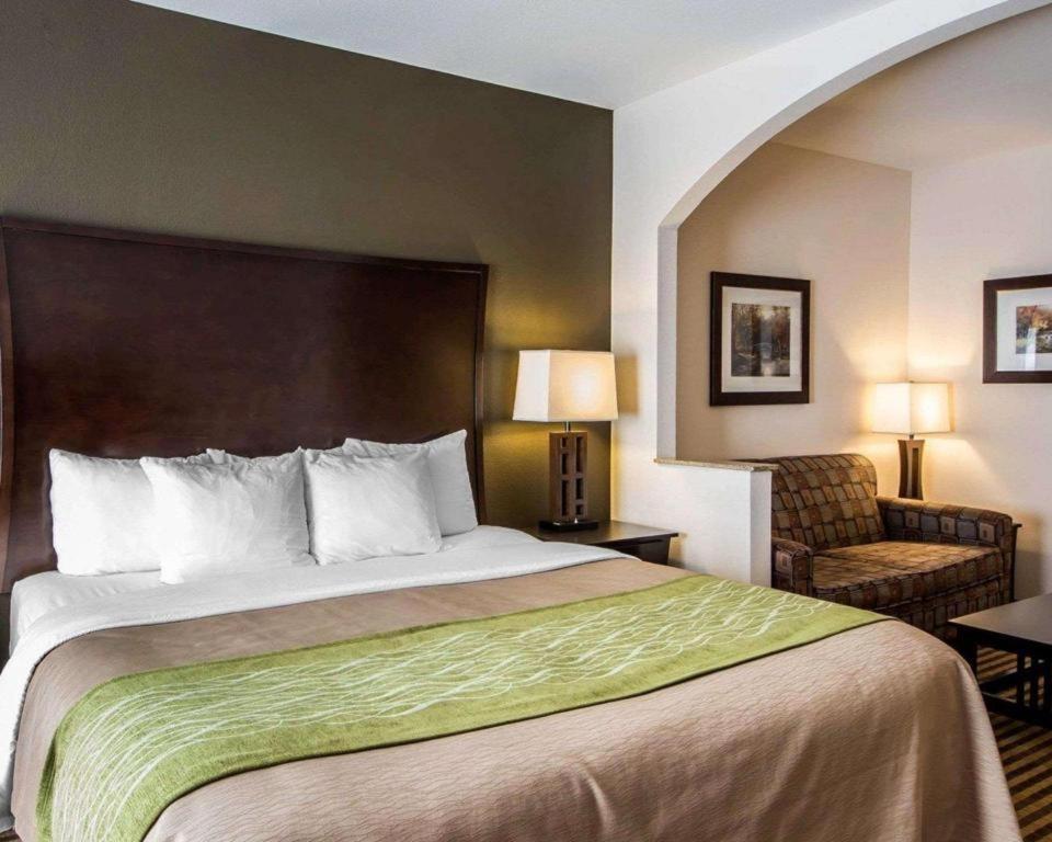Comfort Inn & Suites Alva Buitenkant foto