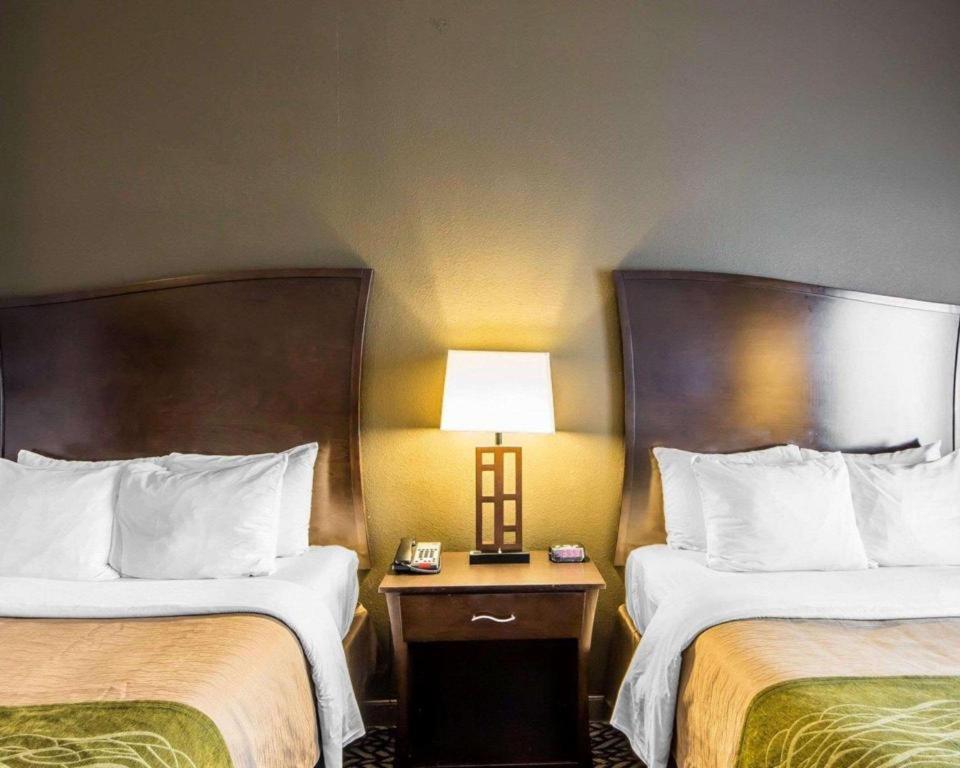 Comfort Inn & Suites Alva Buitenkant foto