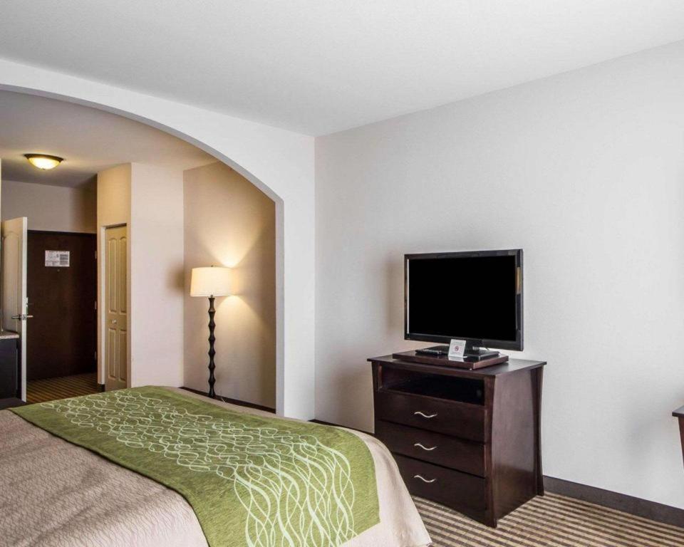 Comfort Inn & Suites Alva Buitenkant foto