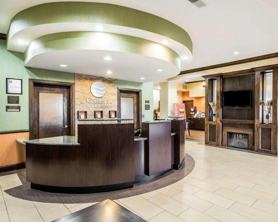 Comfort Inn & Suites Alva Buitenkant foto